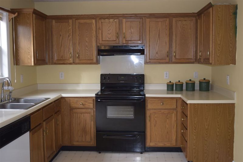 5640 Lighthall Ln, Raleigh, NC 27604