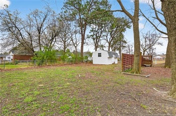 5641 Carson Dr, Fayetteville, NC 28303