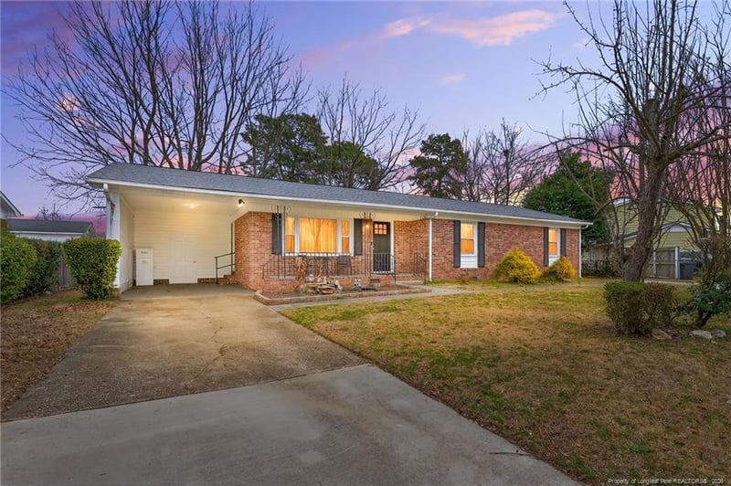 5641 Carson Dr, Fayetteville, NC 28303