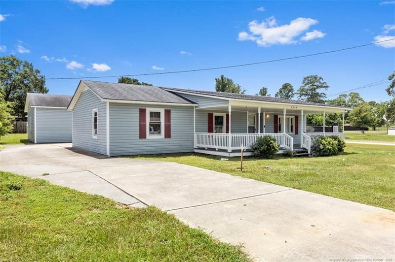 5645 Camden Rd, Fayetteville, NC 28306