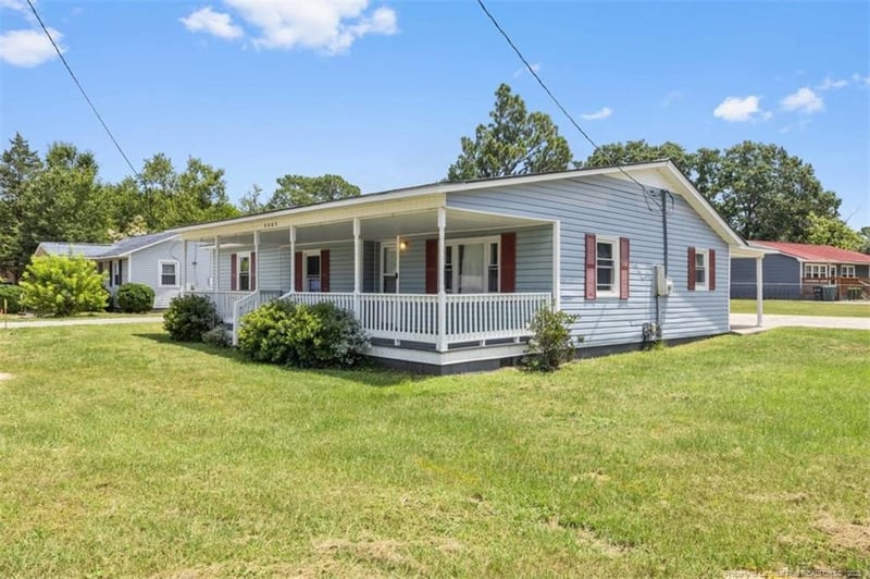 5645 Camden Rd, Fayetteville, NC 28306