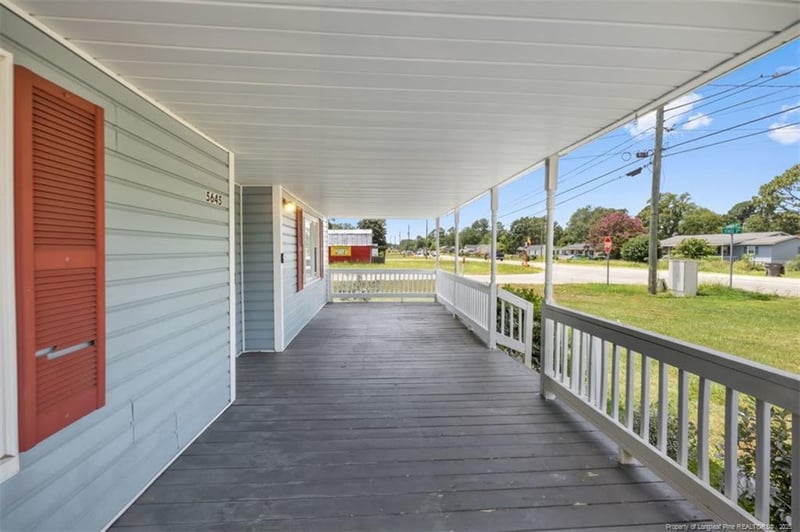 5645 Camden Rd, Fayetteville, NC 28306