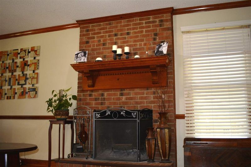5645 Soft Wind Dr, Fuquay Varina, NC 27526