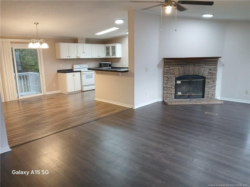 5646 Medicus Ln, Hope Mills, NC 28348
