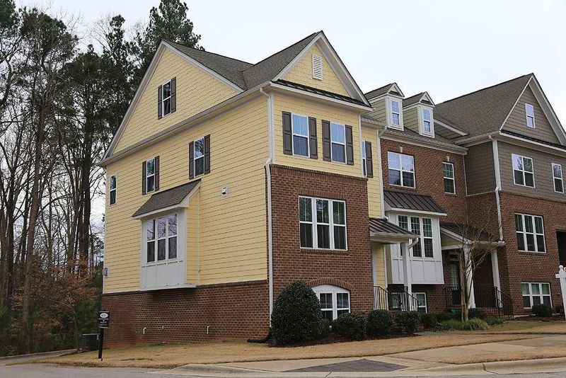 5649 Wade Park Blvd, Raleigh, NC 27607