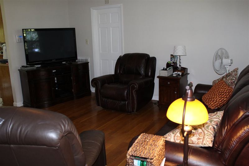 565 Ballard Pruitt Rd, Franklinton, NC 27525