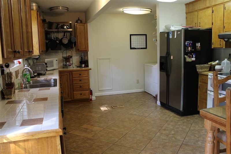 565 Ballard Pruitt Rd, Franklinton, NC 27525
