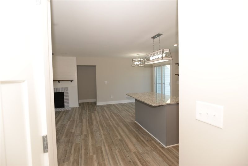565 N Oneil St, Clayton, NC 27520