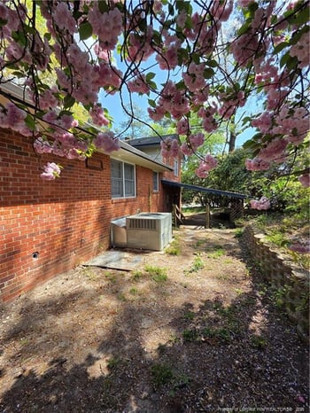 5650 Dodge Dr, Fayetteville, NC 28303