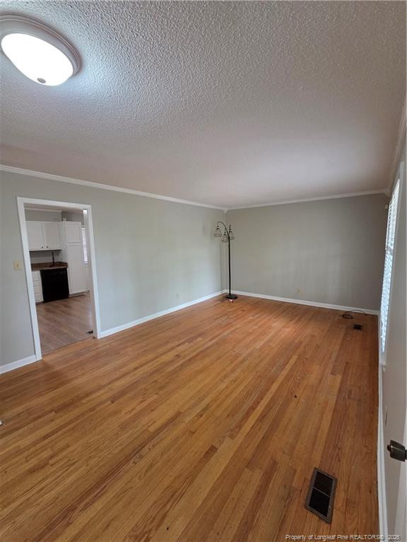 5650 Dodge Dr, Fayetteville, NC 28303