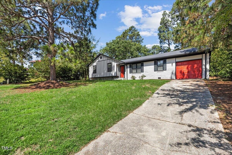 5650 Mcdougal Dr, Fayetteville, NC 28304