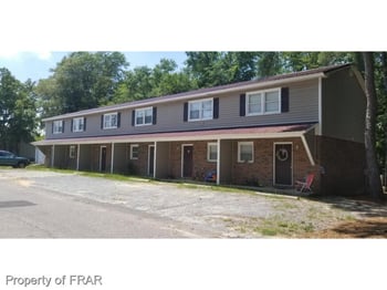 5654 Pope St, Hope Mills, NC 28438
