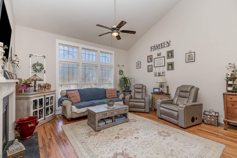 566 Ruth Cir, Fuquay Varina, NC 27526