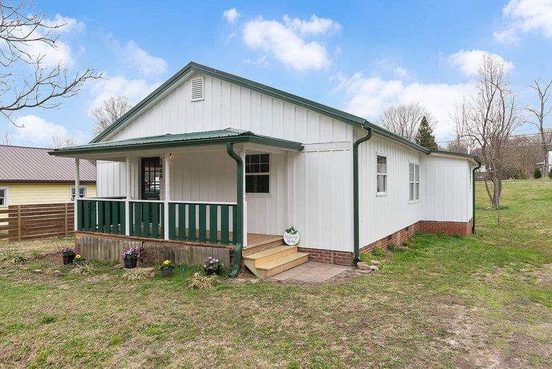5666 Church Rd, Graham, NC 27253