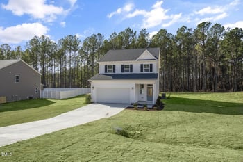 567 Beacon Hill Rd #33, Lillington, NC 27546