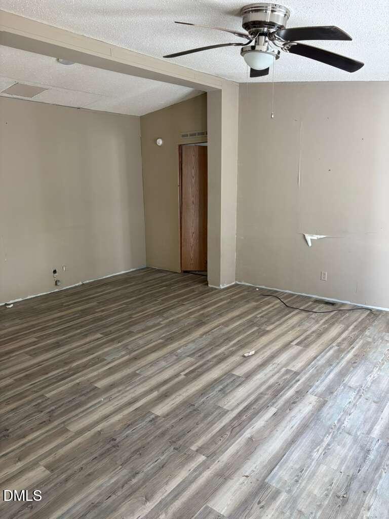 567 Miller Rd, Benson, NC 27504