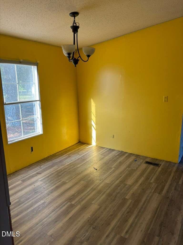 567 Miller Rd, Benson, NC 27504
