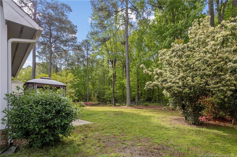 5675 Dobson Dr, Fayetteville, NC 28311