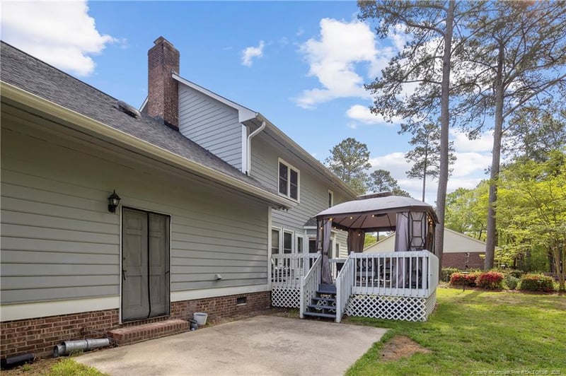 5675 Dobson Dr, Fayetteville, NC 28311