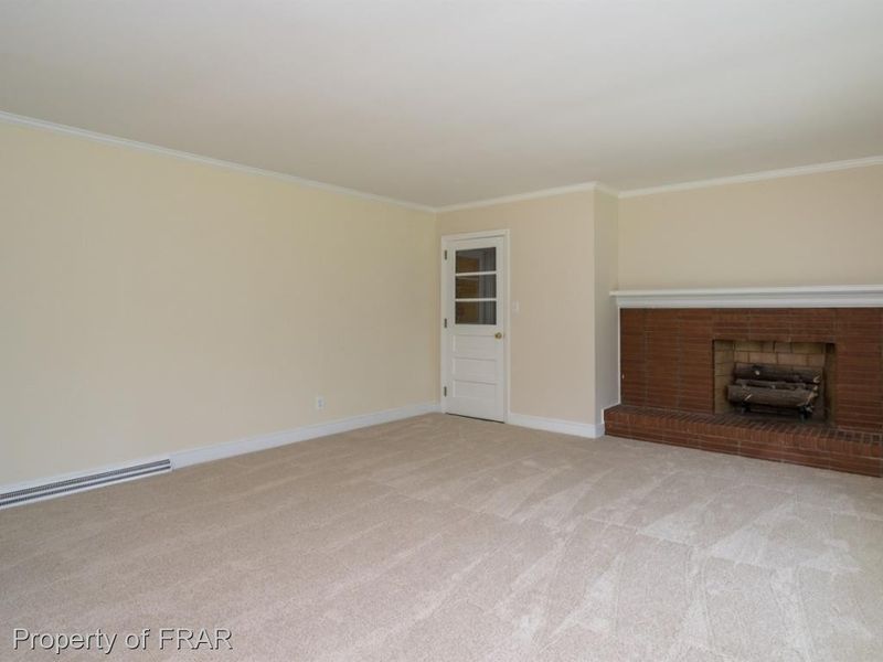 5676 Old Jefferson Davis Hw, Sanford, NC 27332