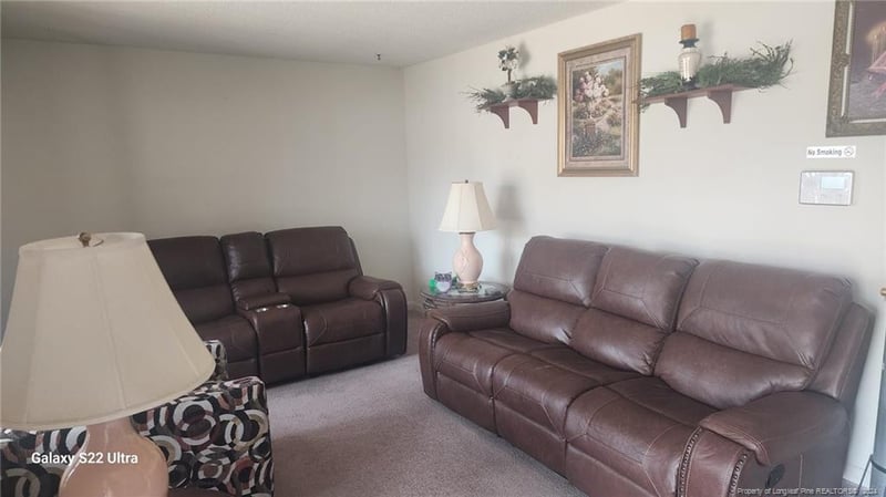 568 Alleghany Rd, Fayetteville, NC 28304