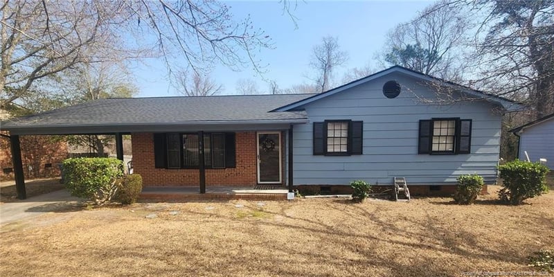 568 Alleghany Rd, Fayetteville, NC 28304