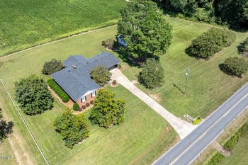568 Baptist Grove Rd, Fuquay Varina, NC 27526