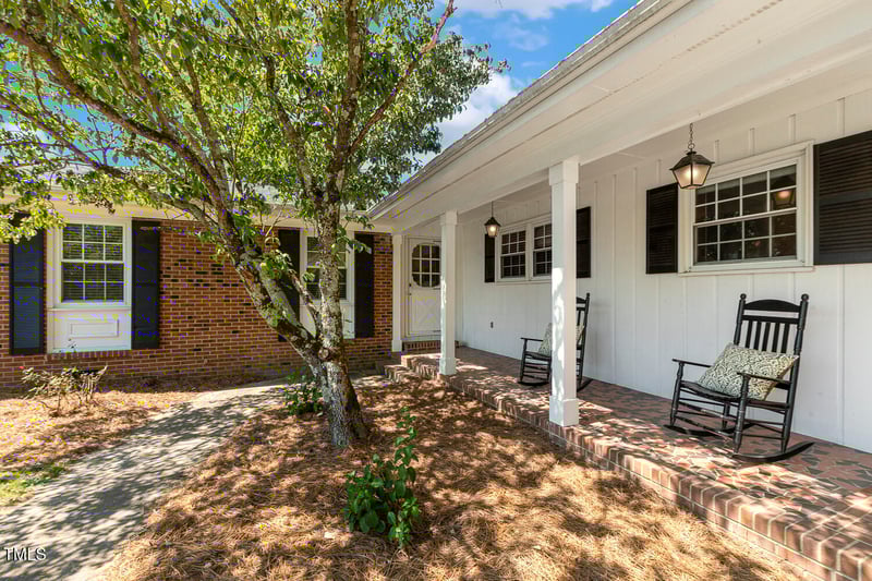 568 Baptist Grove Rd, Fuquay Varina, NC 27526