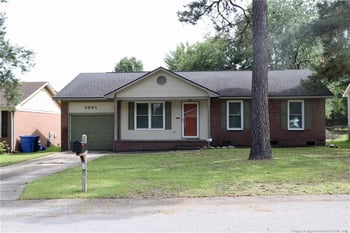 5681 Pepperbush Dr, Fayetteville, NC 28304