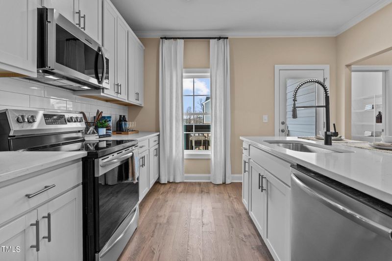 569 Forestville Rd, Wake Forest, NC 27587