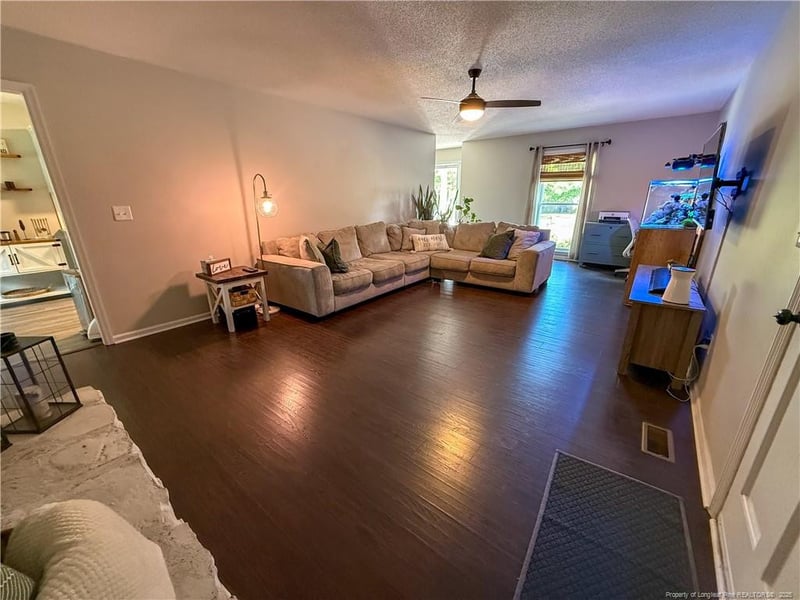 5692 Archer Rd, Hope Mills, NC 28348