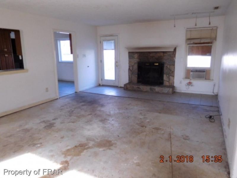 5698 Bauer, Hope Mills, NC 28348