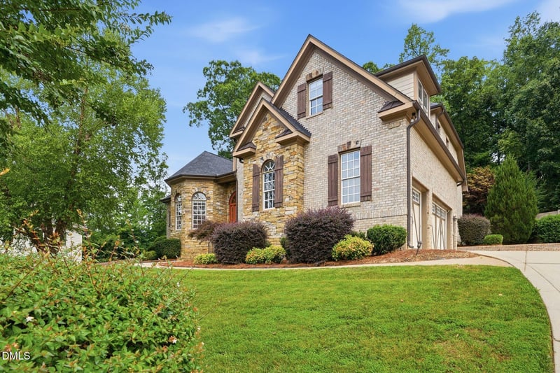57 Bridgewater Ct, Chapel Hill, NC 27517