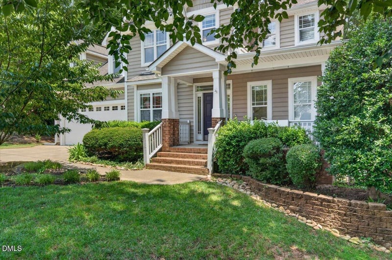 57 Brooksby Ct, Clayton, NC 27527