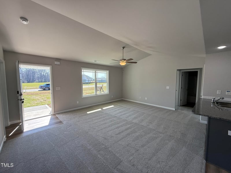 57 Faucette Dr, Selma, NC 27576