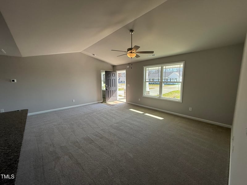 57 Faucette Dr, Selma, NC 27576
