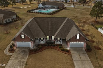 57 Glenfield Dr, Dunn, NC 28334