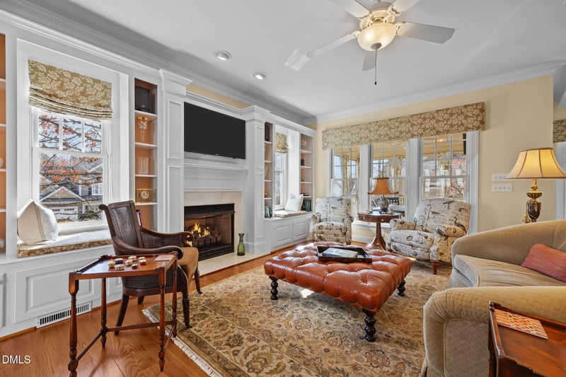 57 Grandwood Cir, Durham, NC 27712