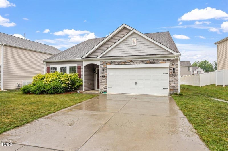 57 Great White Way, Clayton, NC 27527