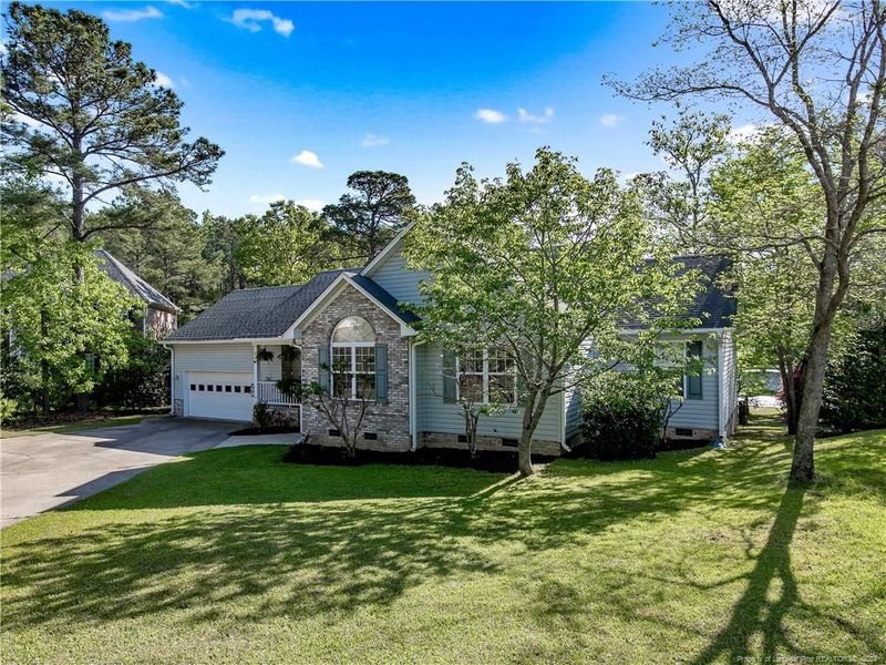 57 Loblolly Ct, Sanford, NC 27332