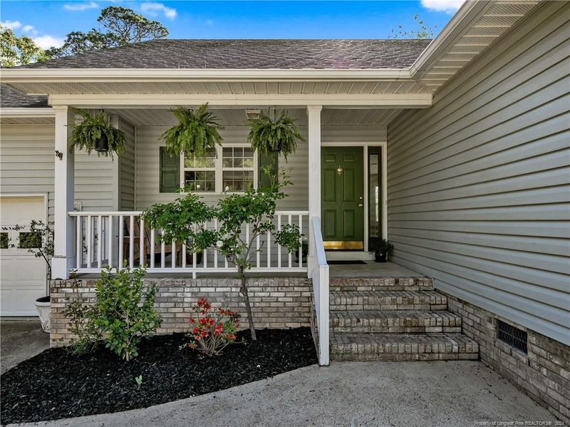 57 Loblolly Ct, Sanford, NC 27332