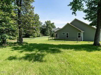 57 Pompano Ln, Benson, NC 27504