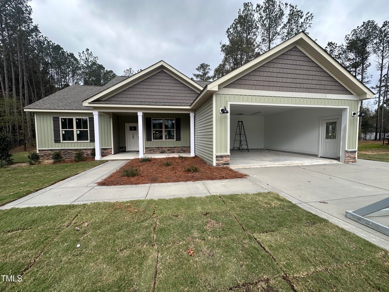 57 N Rowsham Pl, Smithfield, NC 27577