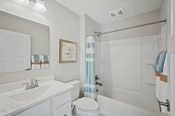 57 South Breeze Way, Fuquay Varina, NC 27526