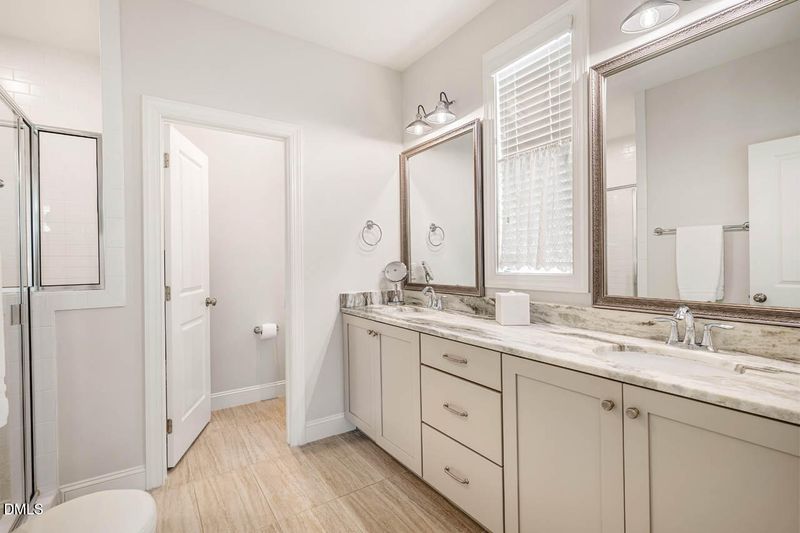 57 Vandalia Ave, Chapel Hill, NC 27516