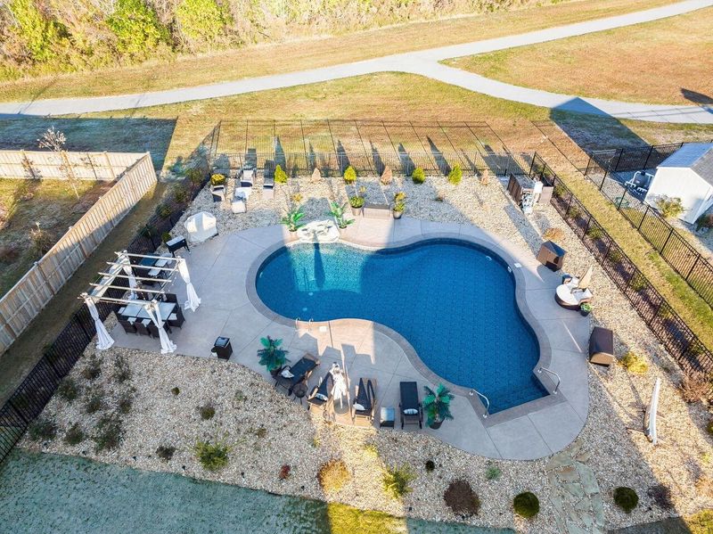 57 E Wellesley Dr, Clayton, NC 27520
