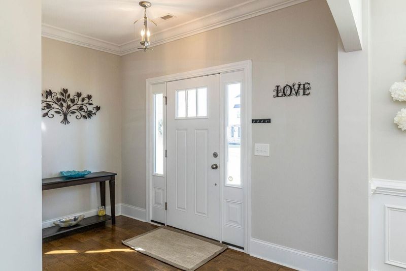 57 E Wellesley Dr, Clayton, NC 27520
