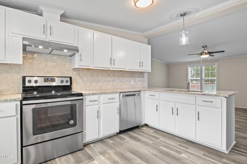 57 Whitley Oaks Ct, Smithfield, NC 27577