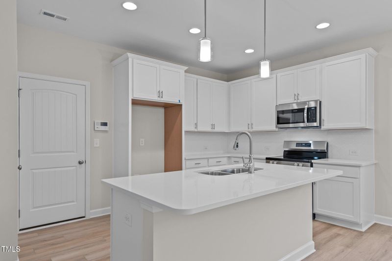 570 Husketh Rd, Youngsville, NC 27596