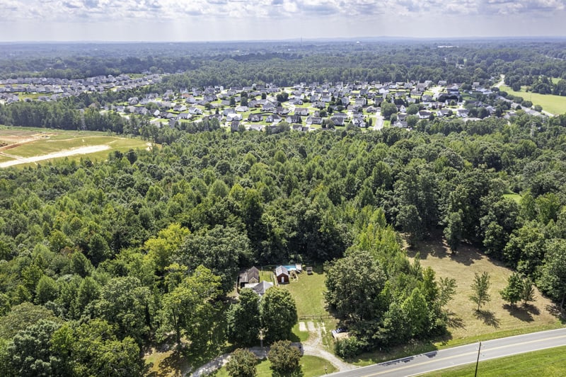 570 W Old Glencoe Rd, Burlington, NC 27217